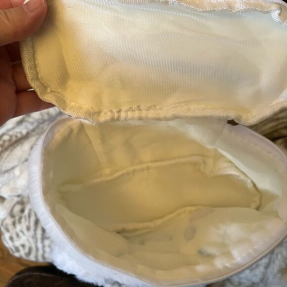 Cinnamoroll Mini Handbag - Picture 4 of 6